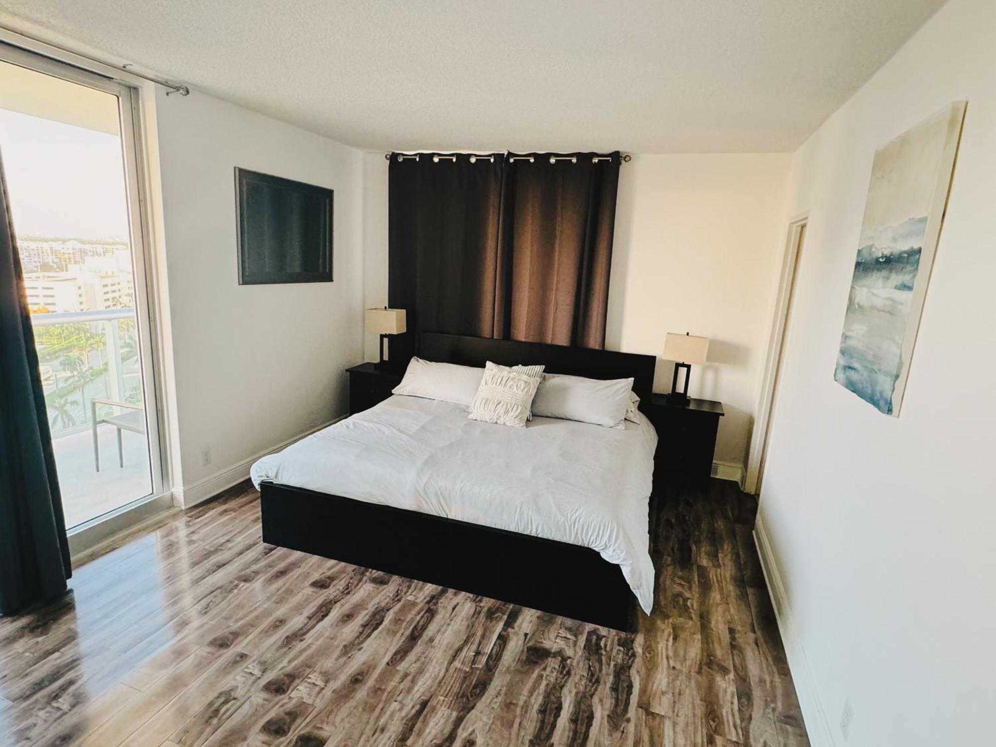 The Tides Condo On Голливуд Экстерьер фото