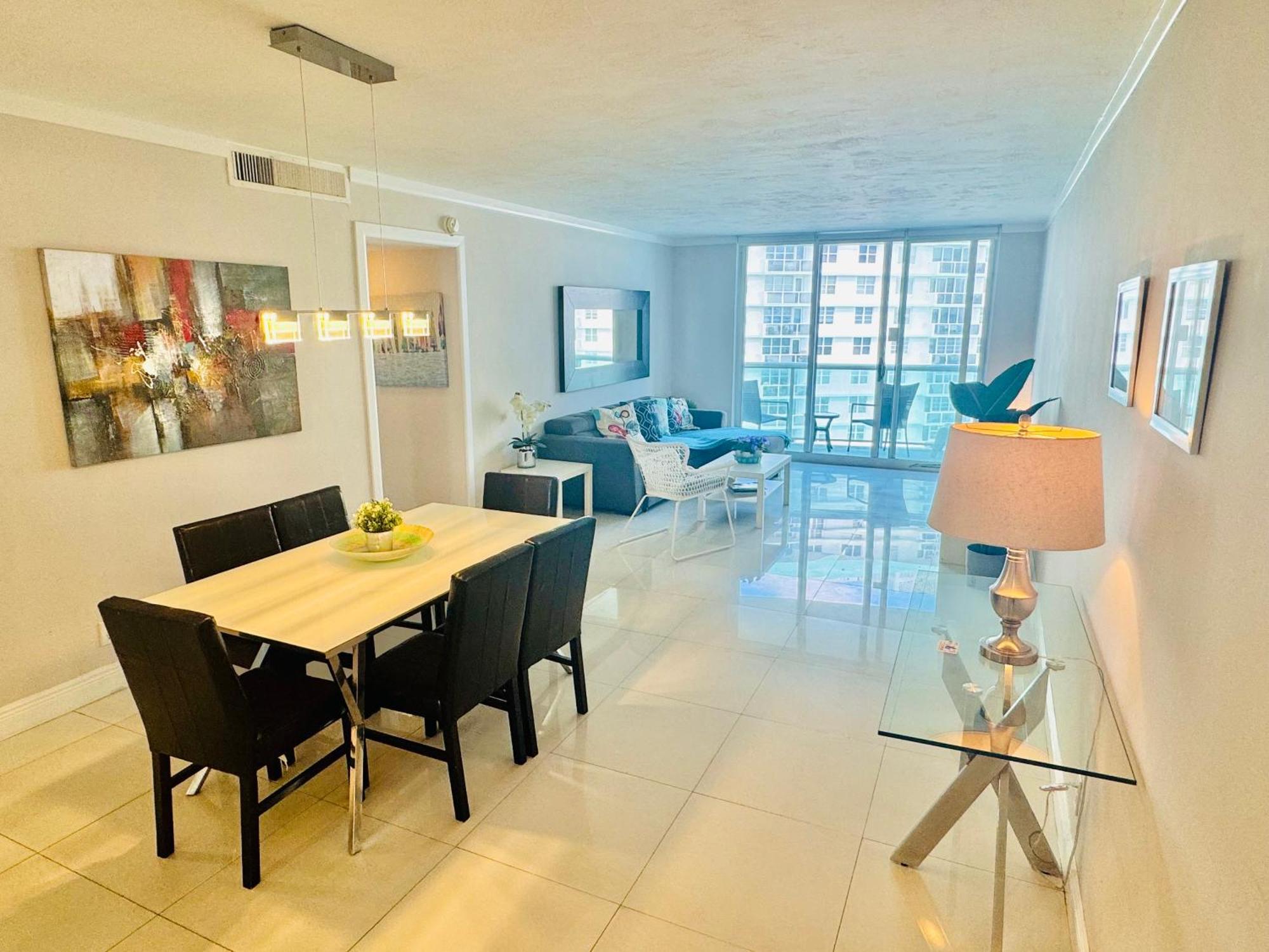 The Tides Condo On Голливуд Экстерьер фото